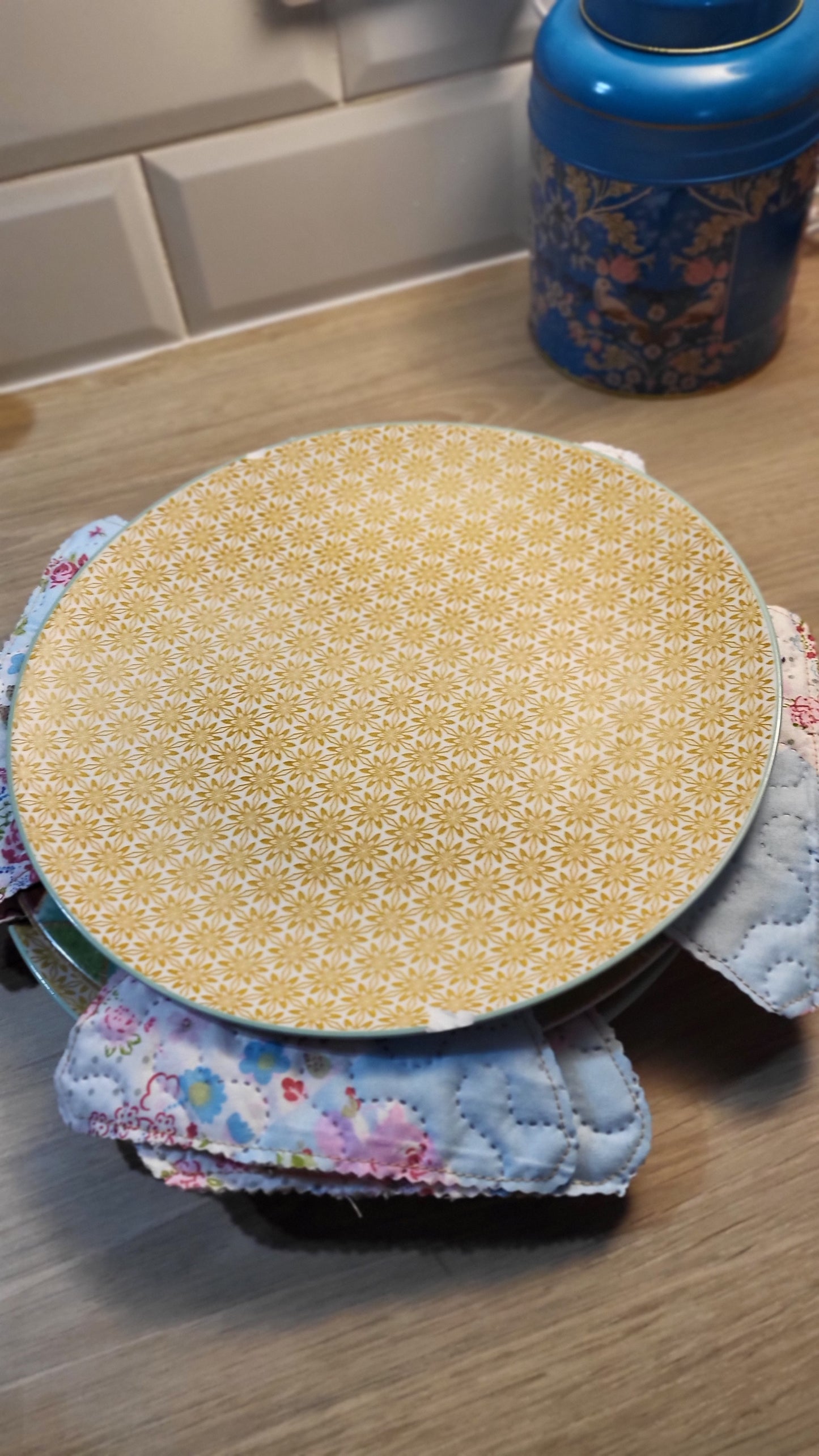 4 Piece Anti Slip/Scratch Cookware Pads