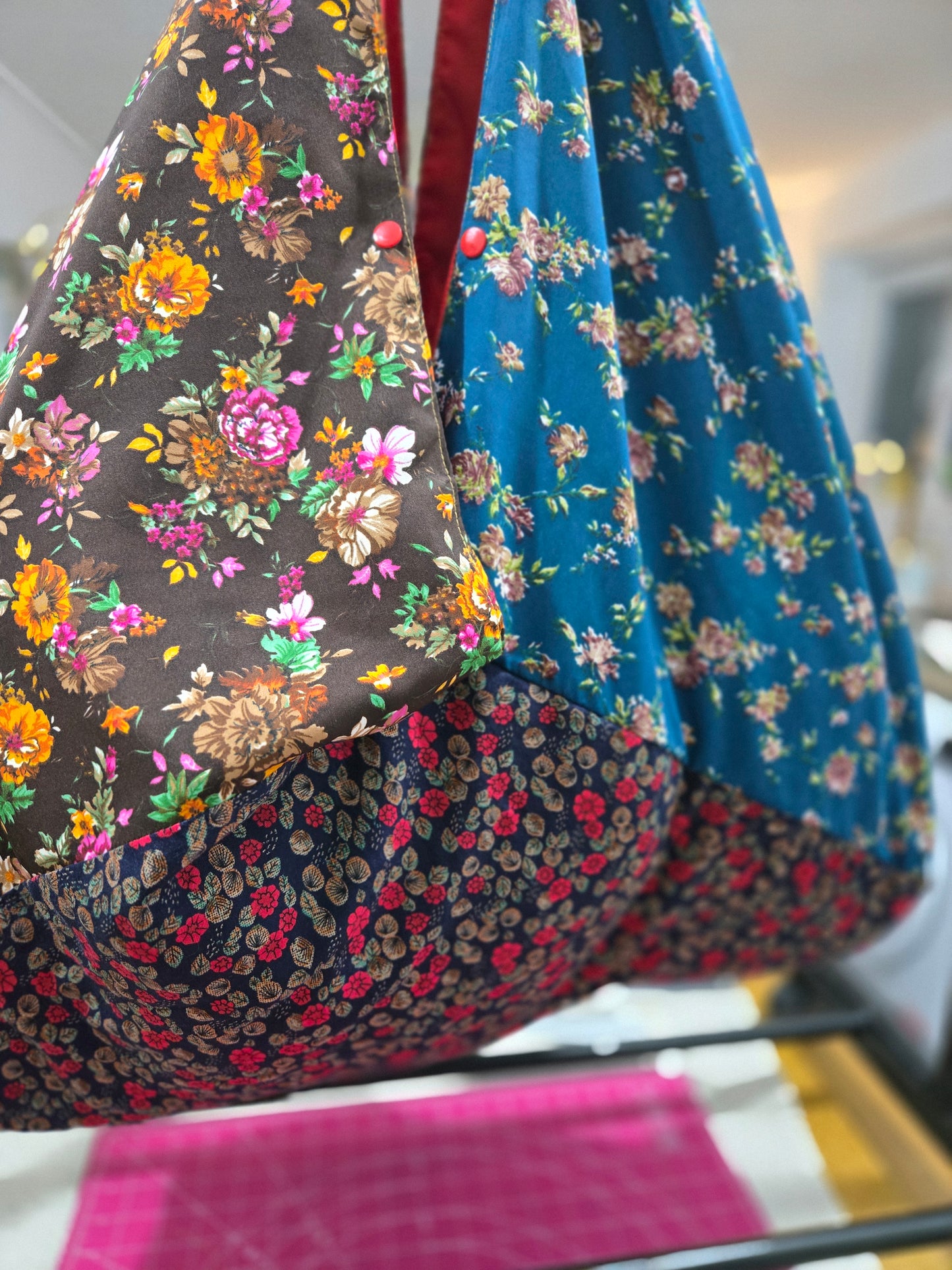 Moonies Bag Large