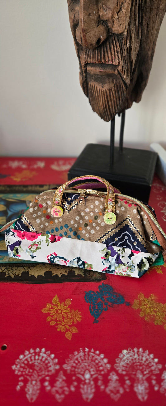 Mini Carpet / Storage Bag.